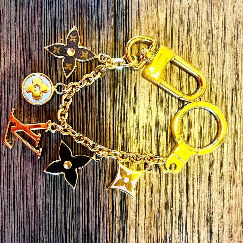Louis Vuitton Spring street bag charm